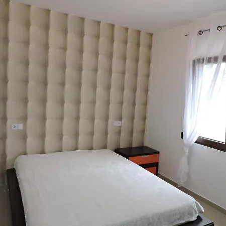 Holiday home Doree 201 *